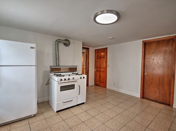177 Boyden St #3
