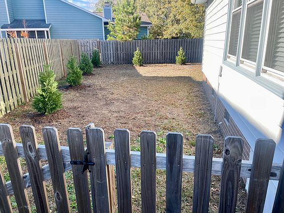 4th image of 1904 Galahad Ct