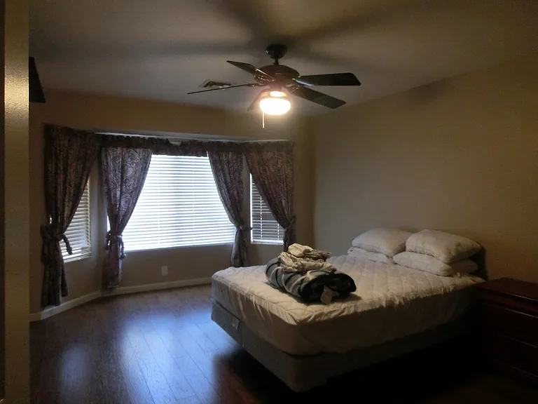 8646 W Rockwood Dr — Photo 11