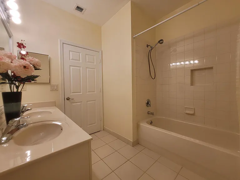 2582 Langrove Ln SW — Photo 25