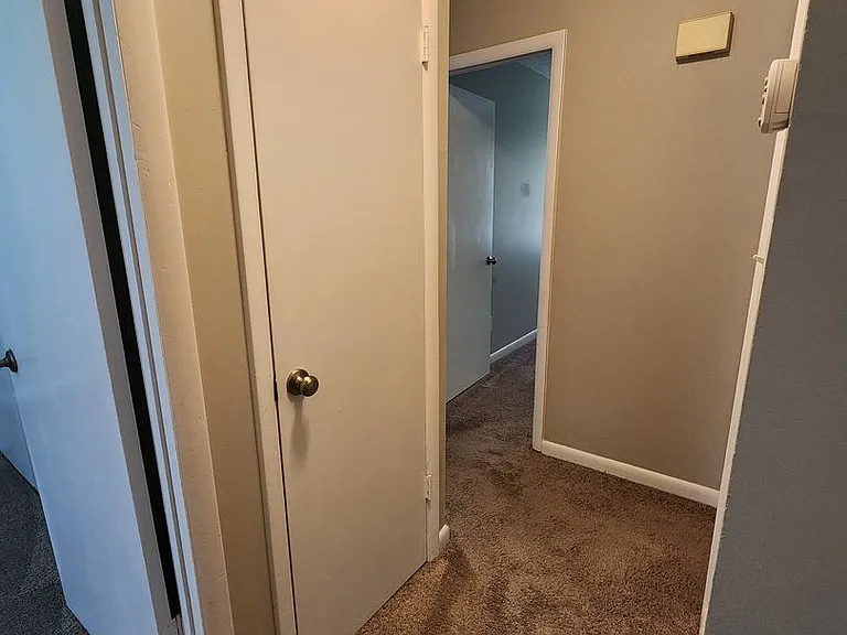 6701 Vaughn Rd — Photo 21