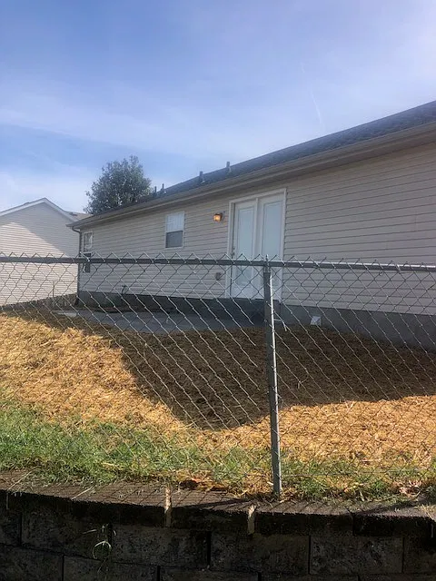 5009 Hectare Ln — Photo 2