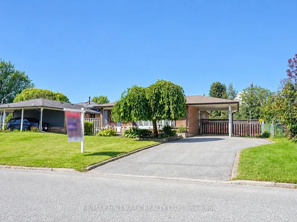 44 Bryant Rd, Ajax, ON L1S 2Y7