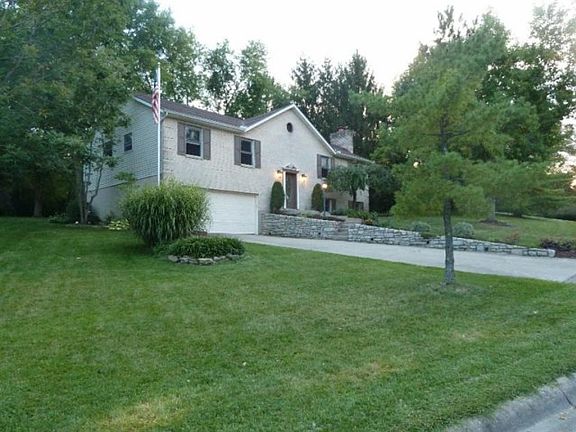 2nd image of 111 E Concord Dr