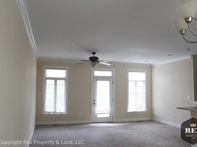 112 Landing Dr — Photo 6