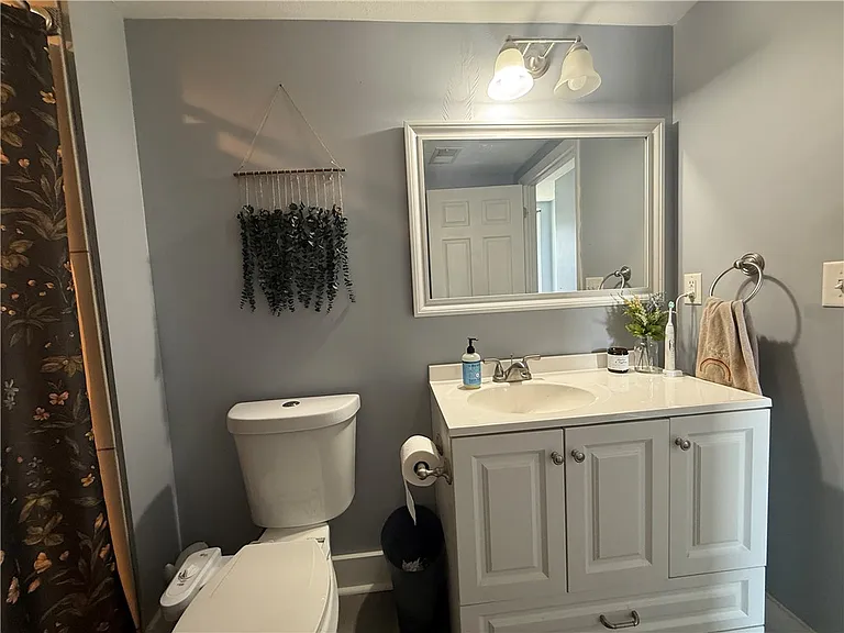 907 Spring Way — Photo 24