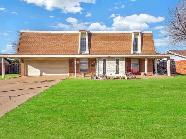728 N Stadium Dr, Hobart, OK 73651