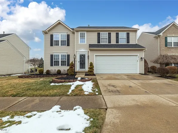 4871 Treeline Dr, Brunswick, OH 44212