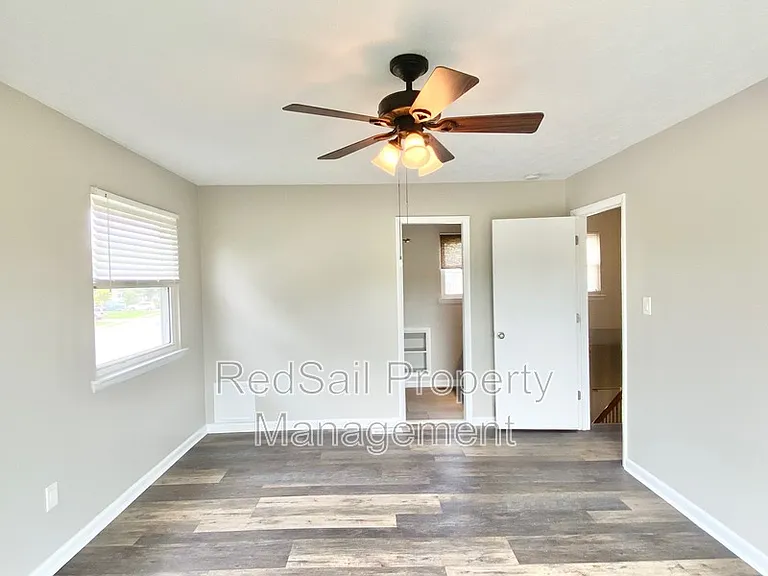2 Still Harbor Ct — Photo 18