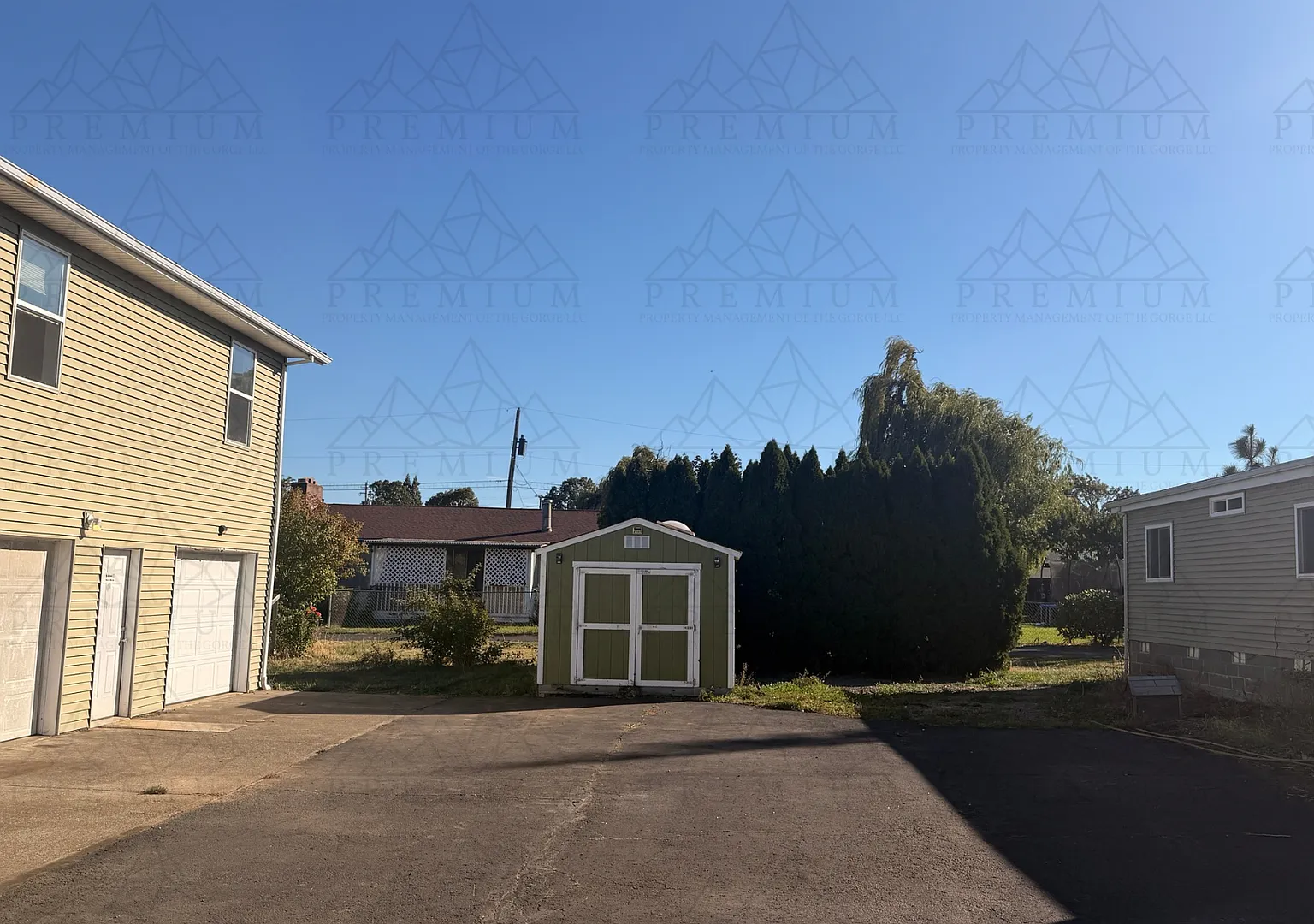 4 Bedroom 2 Bath - Hood River — Photo 3