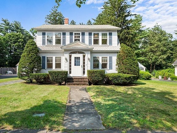 2nd image of 15 Canterbury St