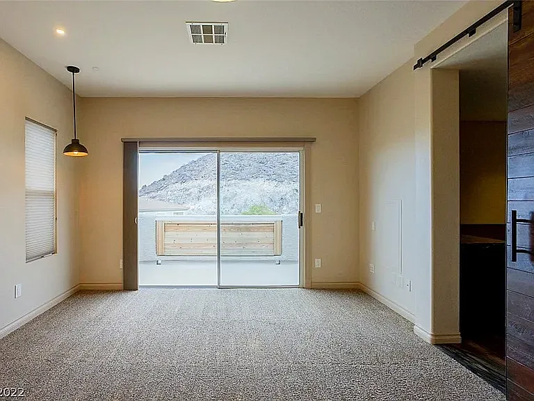 232 Priority Point St — Photo 8