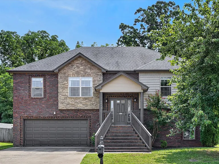 2973 McManus Cir — Photo 1