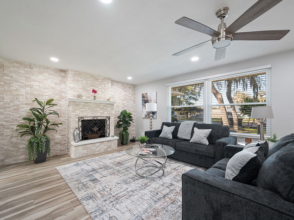 1st image of 5170 Wood Cir E