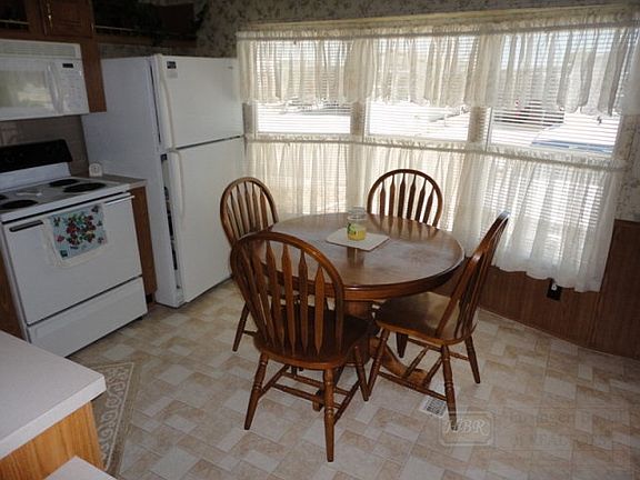 5th image of 7503 Eagle Dr