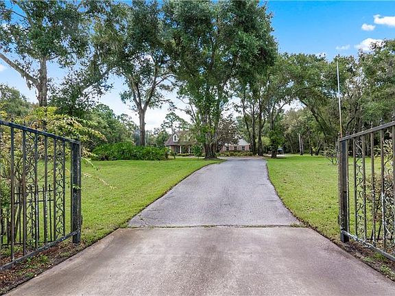 3rd image of 11412 Nellie Oaks Bnd
