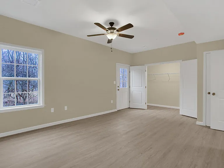 32 Parker Spring Ave — Photo 16