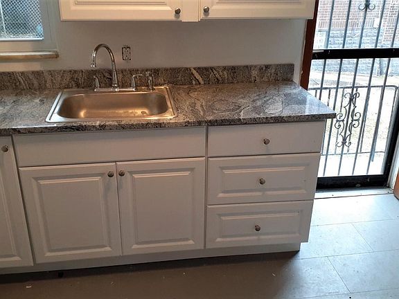 Gorgeous stone countertops