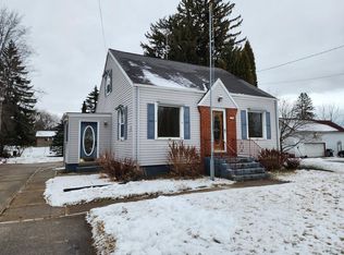 1330 W Washington Ave, Cleveland, WI 53015