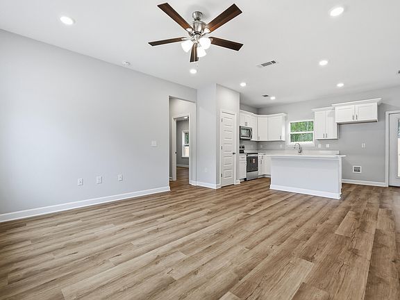 2nd image of 36 Shebbi Ln