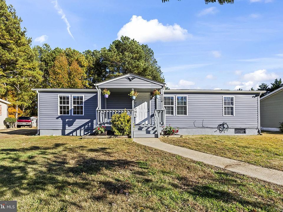 1st image of 21488 Forest Run Dr