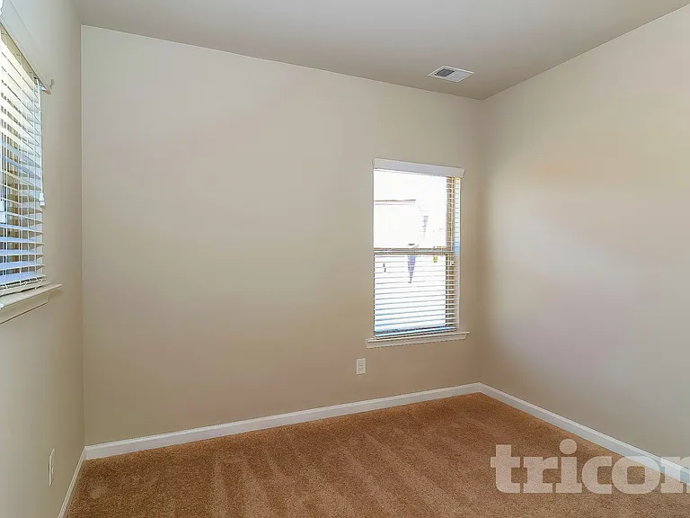 5702 Pahaska Ct — Photo 8
