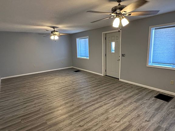 5th image of 407 Howard Ave