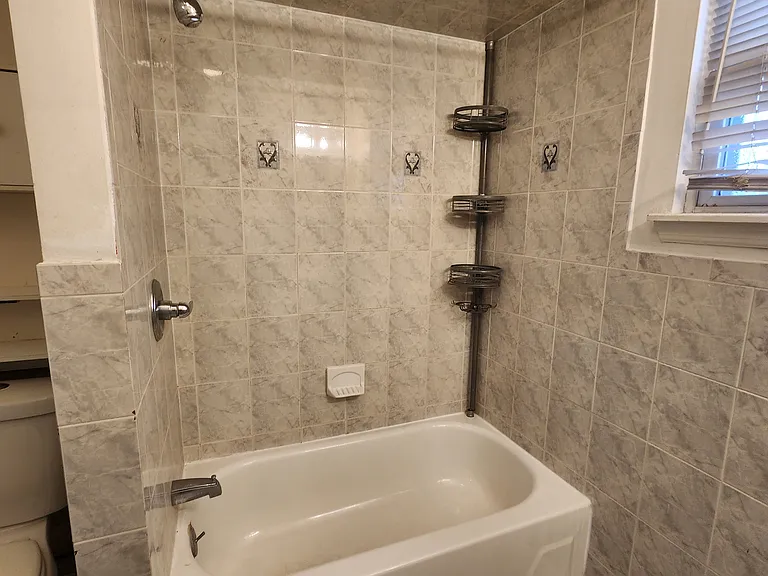66 Vincent St #2 — Photo 11