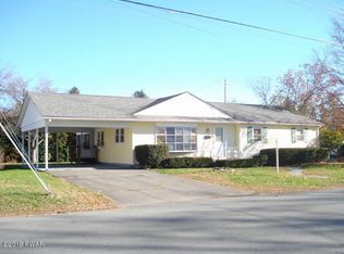 109 Avenue L, Matamoras, PA 18336