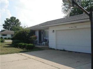 630 E Pike St, Jackson Center, OH 45334