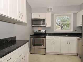 67 Briarwood Path, Clark, NJ 07066