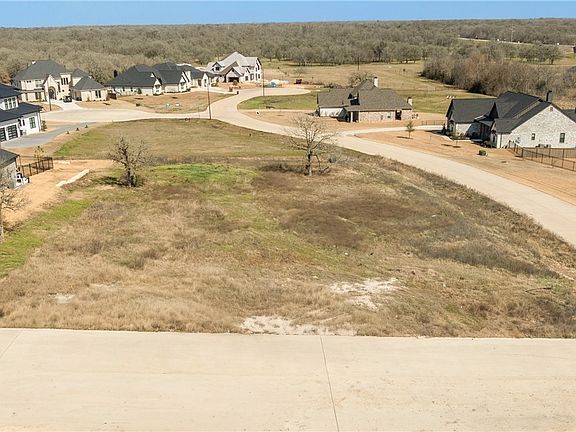 4th image of 4405 Williams Creek Dr