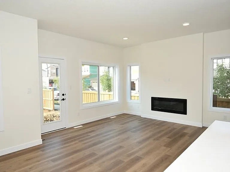 2133 5th Ave SW — Photo 7