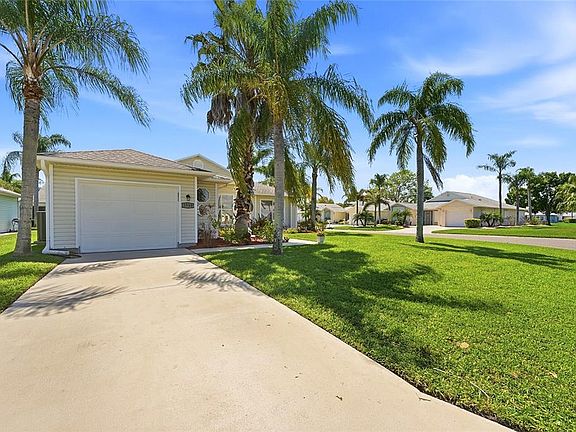 4th image of 5930 Foxtail Way