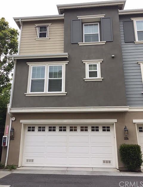 1st image of 1800 Oak St Unit 107