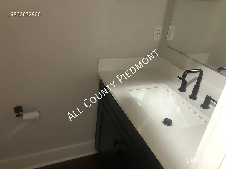 3217 Credenza Rd — Photo 6