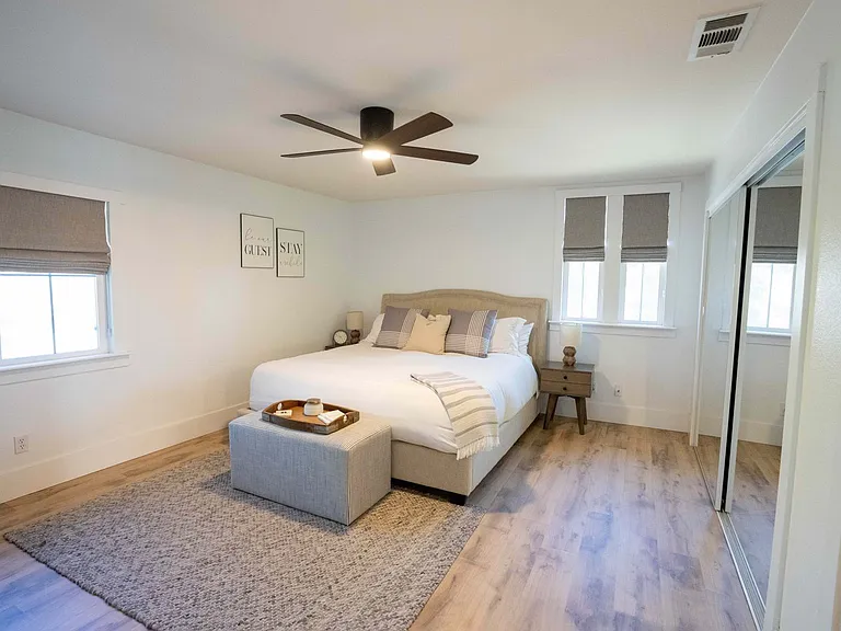 33896 Calafia St — Photo 29