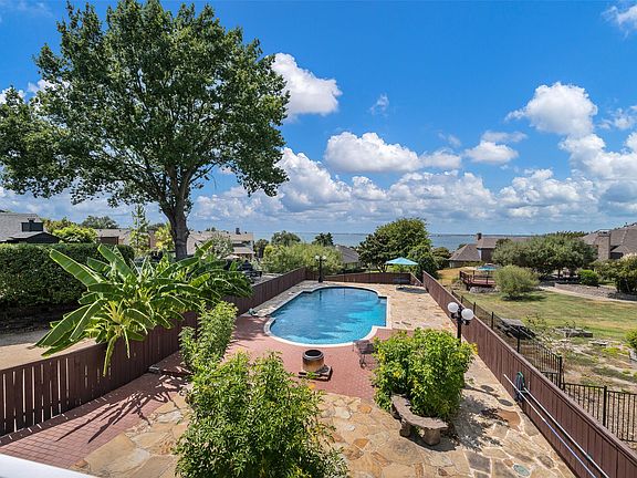 4th image of 6 Stillwaters Dr