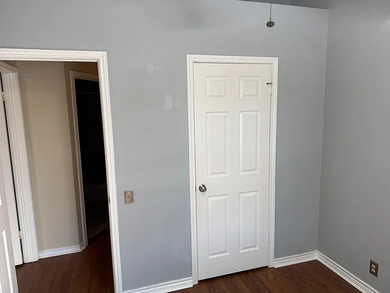 3rd Bedroom closet