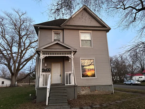 1001 N 9th St #4, Terre Haute, IN 47807