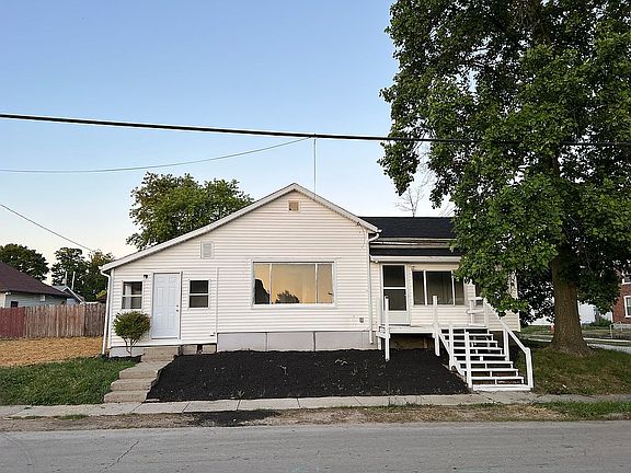 5th image of 300 12th St