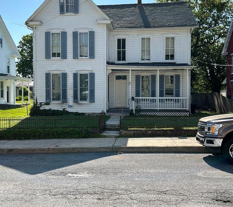 1st image of 31 N Franklin St