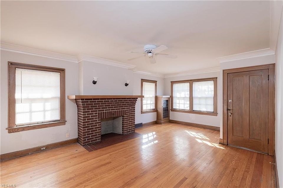 1st image of 3489 West Blvd