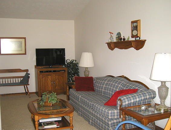 5th image of 8748 Lindsey Ln SW
