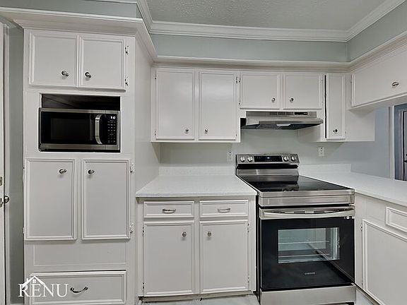 2nd image of 12311 Valley Hills Dr