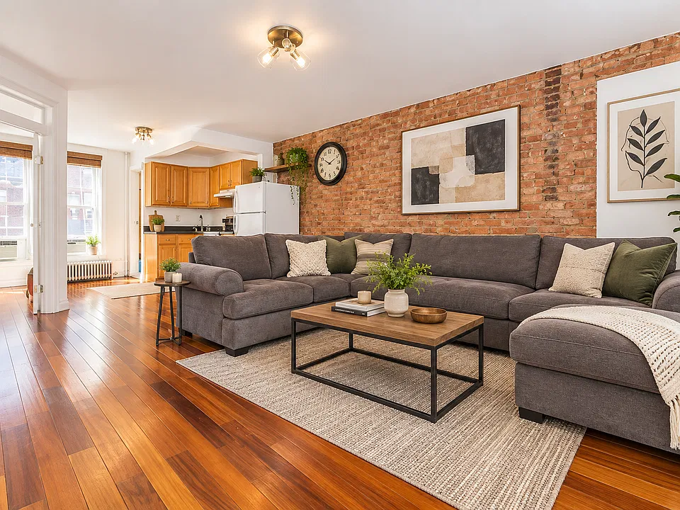 233 1st Ave #3