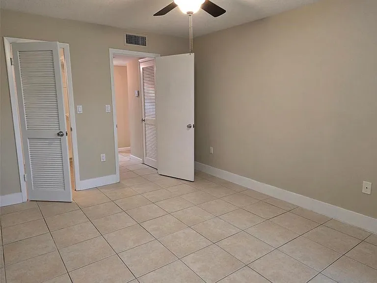 8590 Sunrise Lakes Blvd #106 — Photo 16