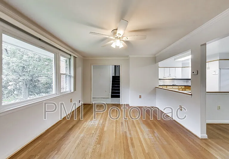 3510 Marlbrough Way — Photo 9