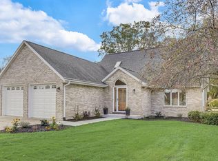 8806 Bluebird Ln, Wind Lake, WI 53185