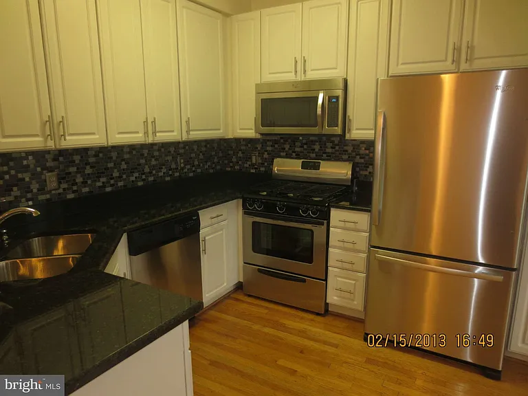 6540 Creek Run Dr — Photo 7